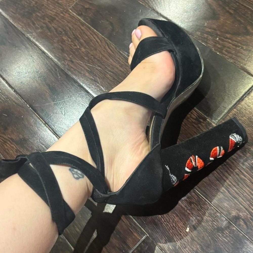 Ego Official Lace Up Platform Heels - Picture 3 of 4